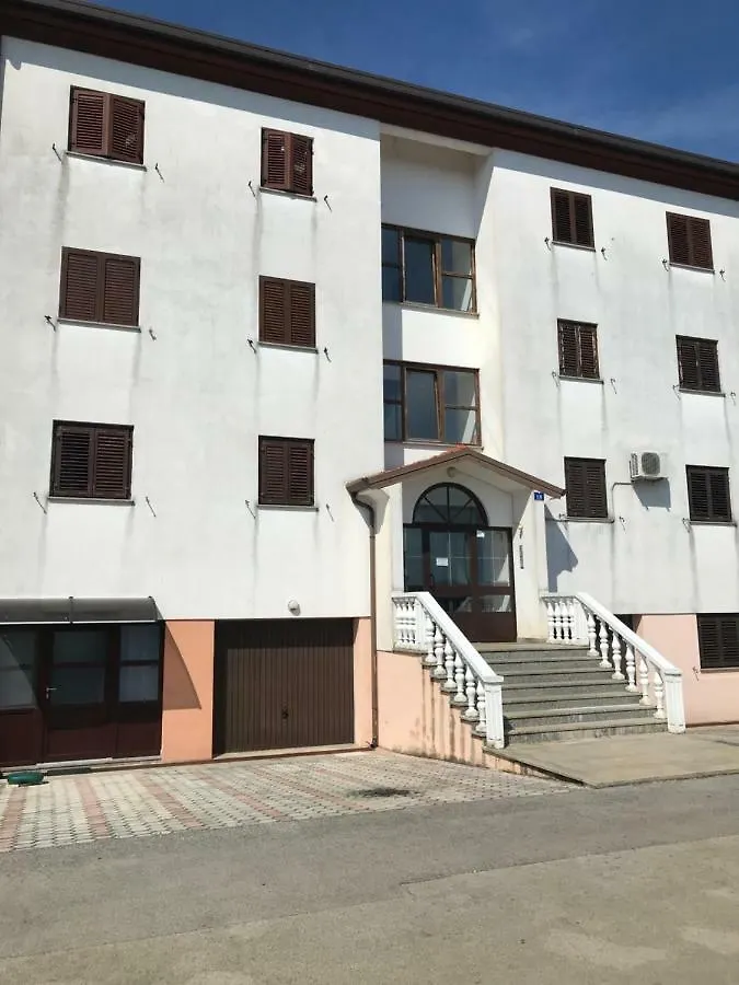 Studio Apartman Lorenzo Umago Appartamento